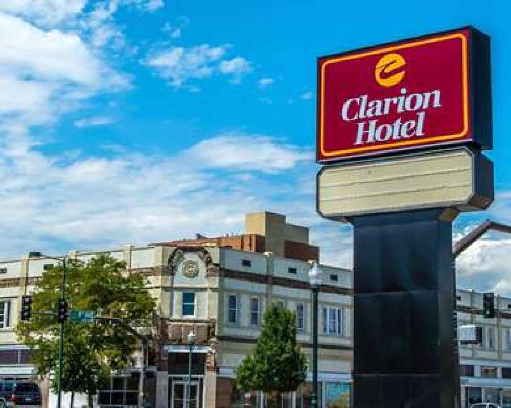Clarion Hotel And Conference Center