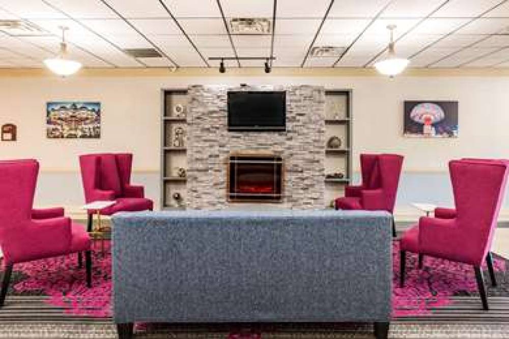 CLARION HOTEL WILLIAMSBURG I-64 9