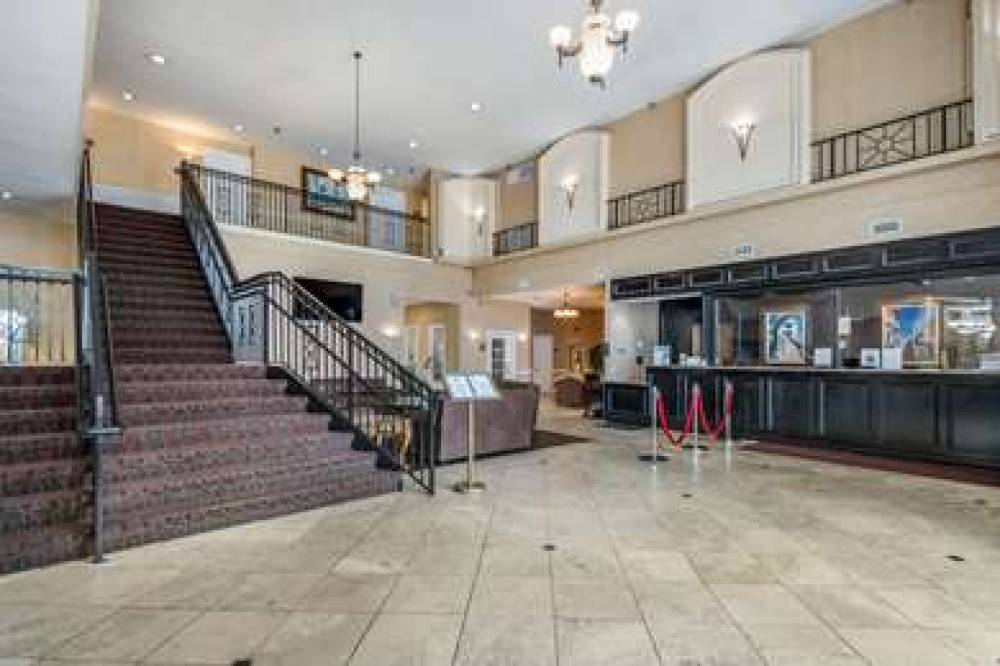 CLARION INN AND SUITES CENTRAL CLEA 8