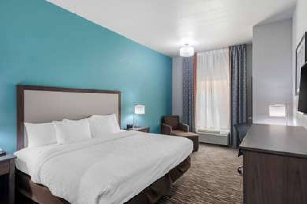 CLARION INN AND SUITES DFW NORTH 10