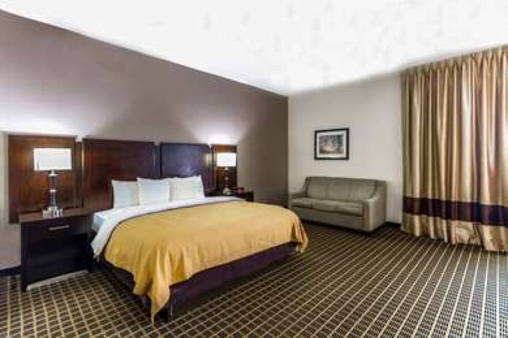 CLARION INN AND SUITES MIAMI INTERN 5