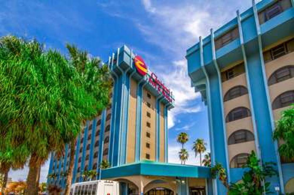 Clarion Inn And Suites Miami Intern
