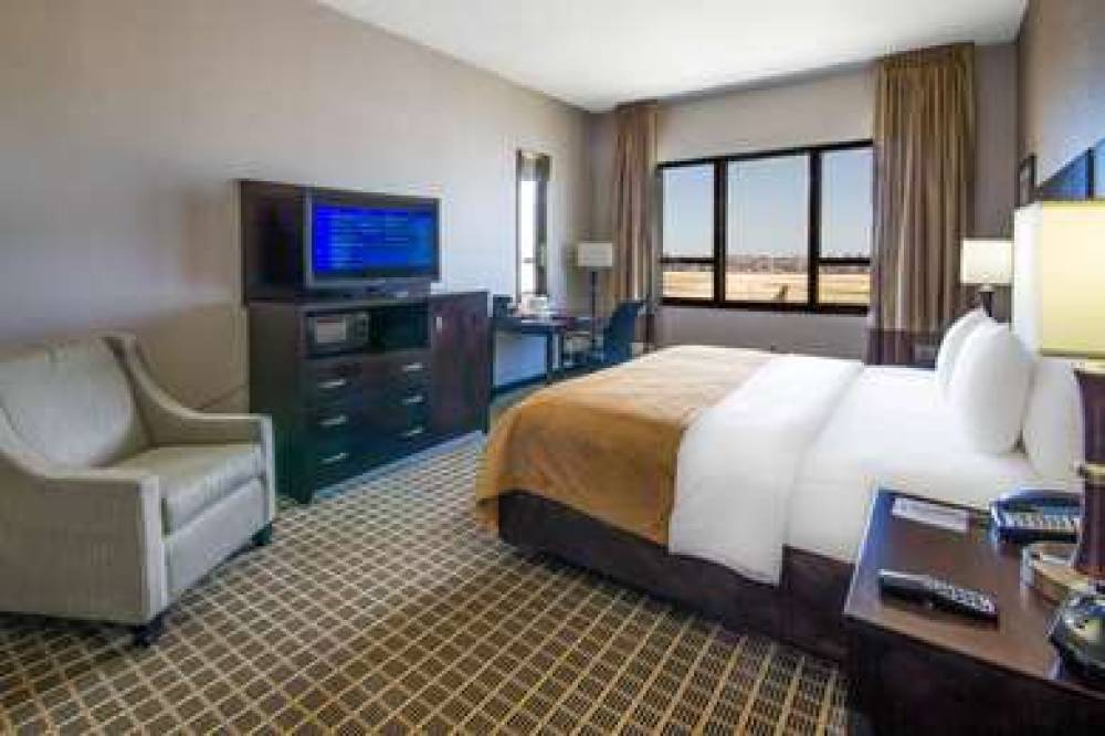 CLARION INN AND SUITES MIAMI INTERN 3