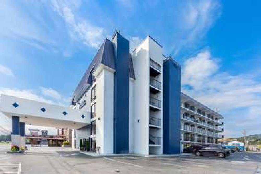 CLARION INN AND SUITES NEAR THE LEC 6