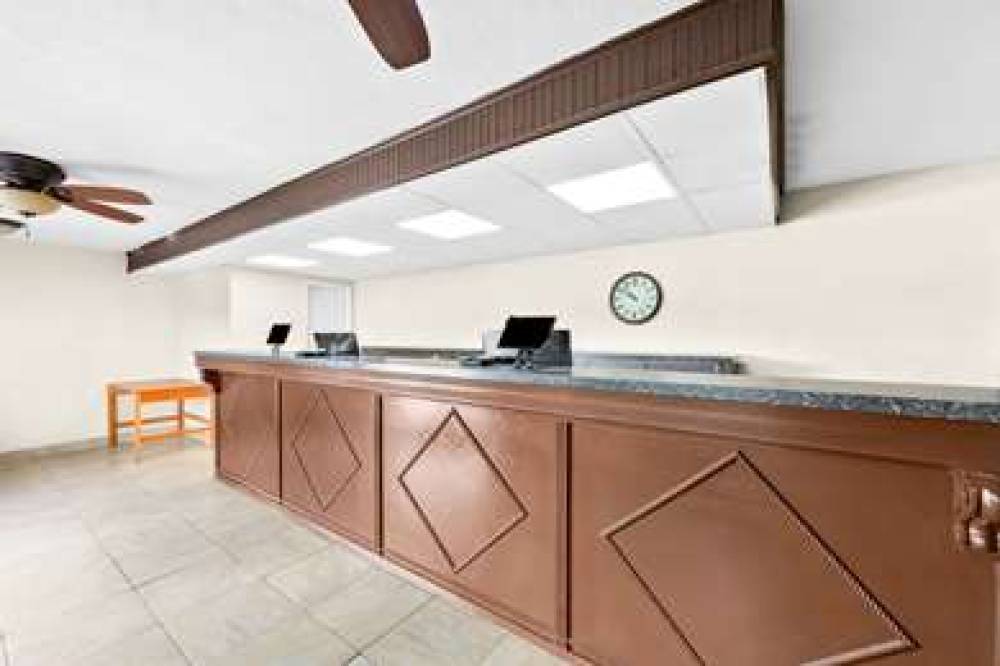 CLARION INN AND SUITES NEAR THE LEC 2