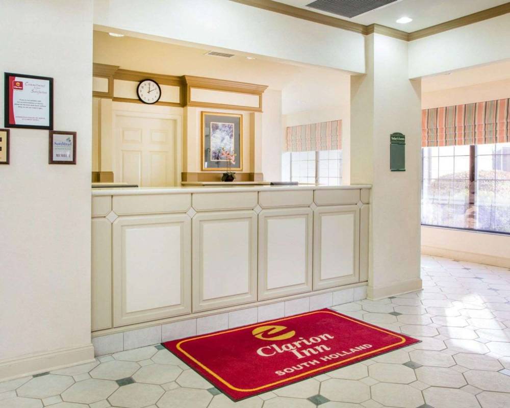 Clarion Inn 9