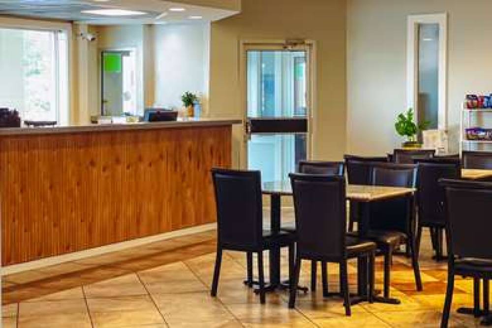 CLARION INN LUMBERTON 2