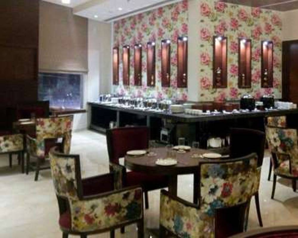 CLARION INN SEVILLA 9