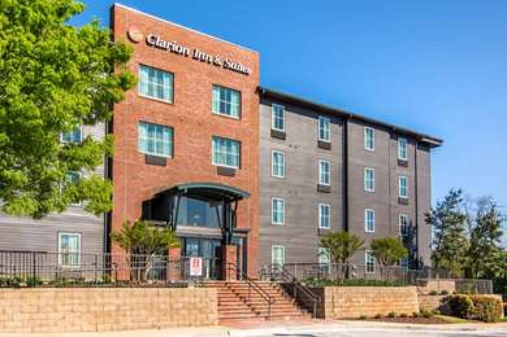 Clarion Inn & Suites Atlanta Downtown 1