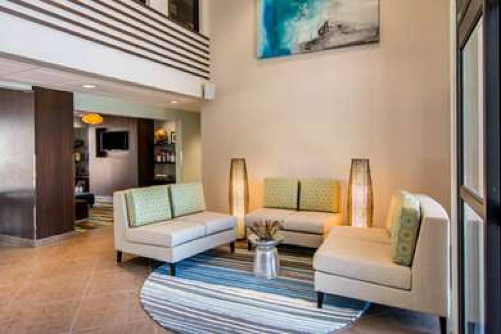 Clarion Inn & Suites Atlanta Downtown 5