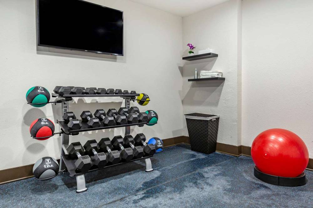 CLARION POINTE RALEIGH 9