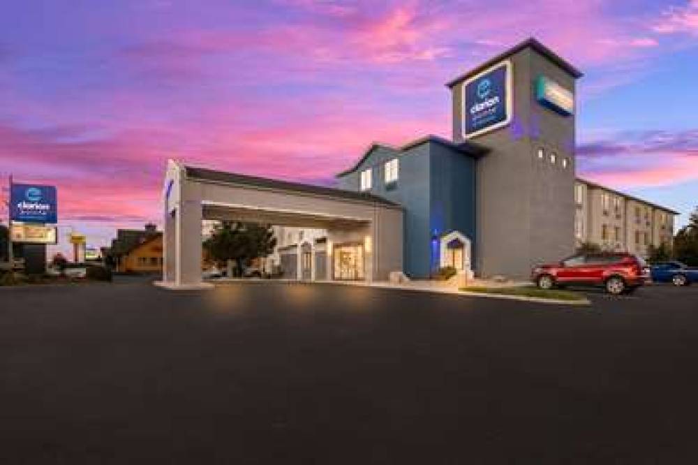 CLARION POINTE SEVIERVILLE-PIGEON F 4