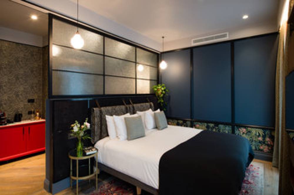 CLAYTON HOTEL CITY OF LONDON 4