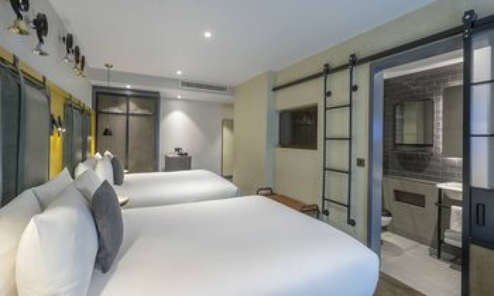CLAYTON HOTEL CITY OF LONDON 10