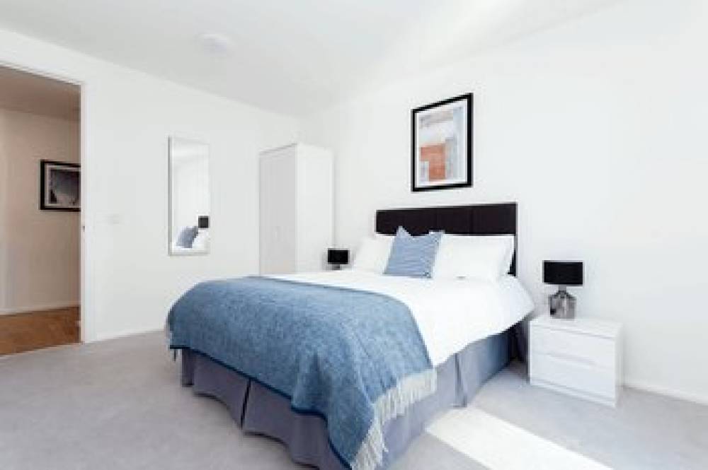 CLOVER COURT BY Q APARTMENTS 8