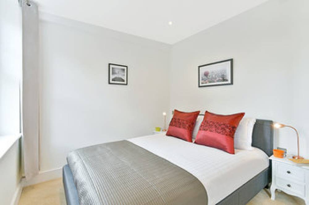 CLOVER COURT BY Q APARTMENTS 4