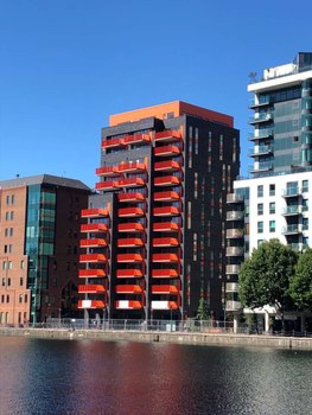 CLOVER COURT BY Q APARTMENTS 1