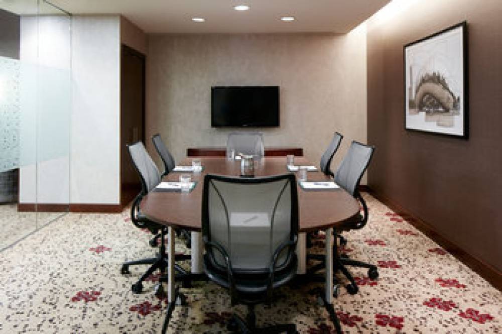 Club Quarters, Central Loop 9