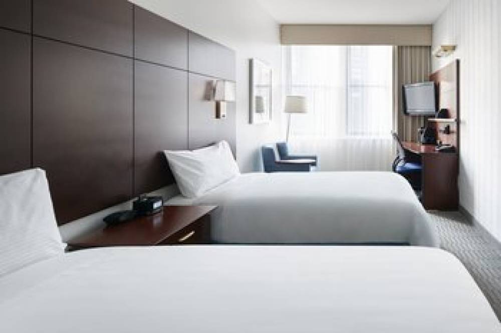 Club Quarters, Central Loop 7