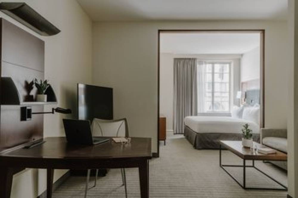 Club Quarters In Houston 10