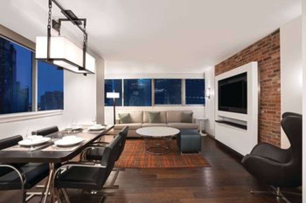 CLUB WYNDHAM CHICAGO RIVERFRONT 2