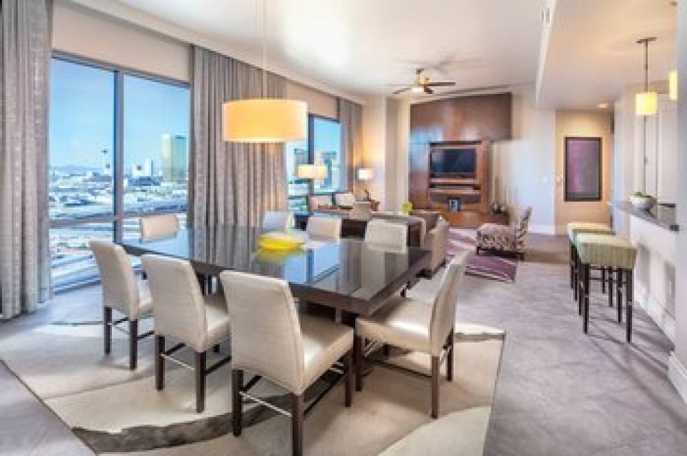 CLUB WYNDHAM DESERT BLUE 9