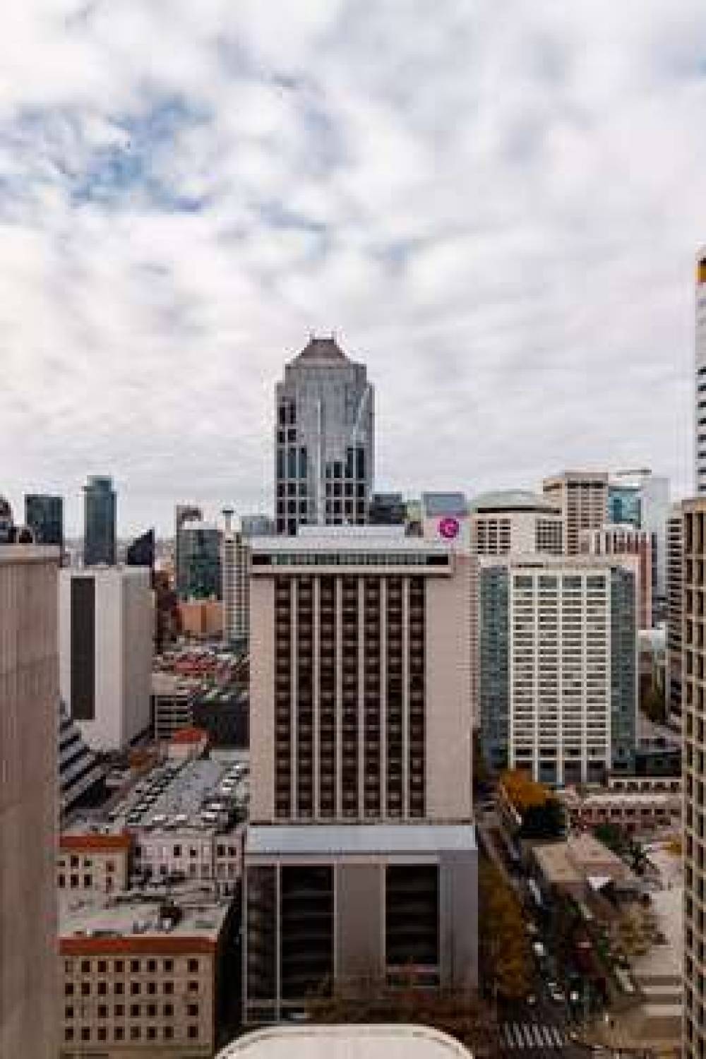 COAST SEATTLE DOWNTOWN HOTEL BY APA 2