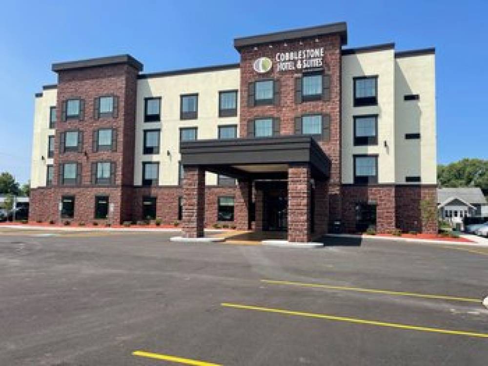 Cobblestone Hotel Little Chute