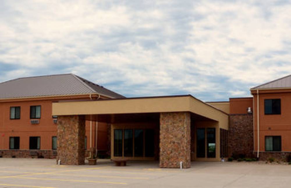 Cobblestone Inn And Suites Newton