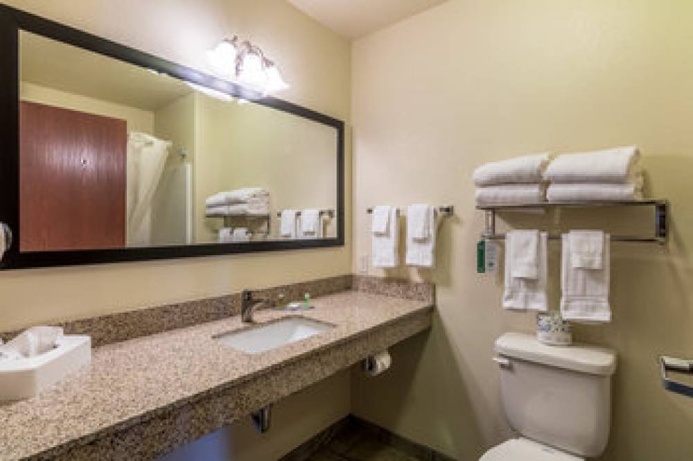 COBBLESTONE INN - BARRON 8