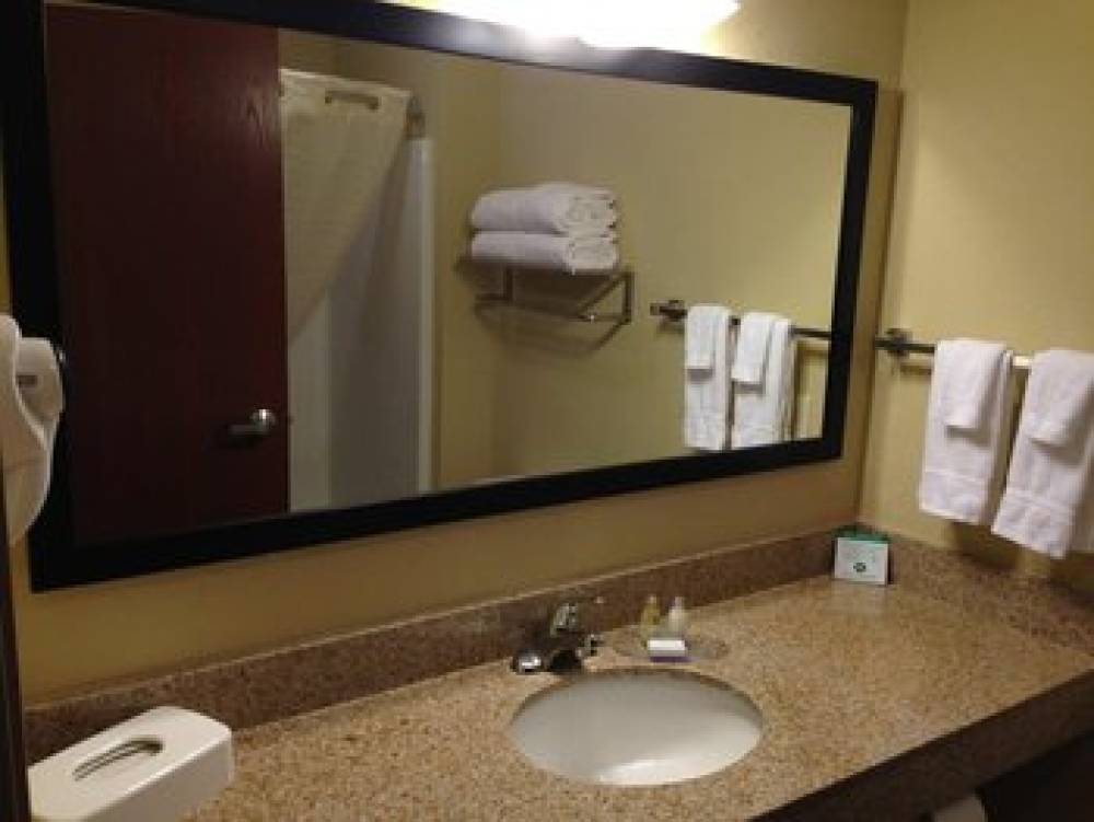 Cobblestone Inn Harper 4
