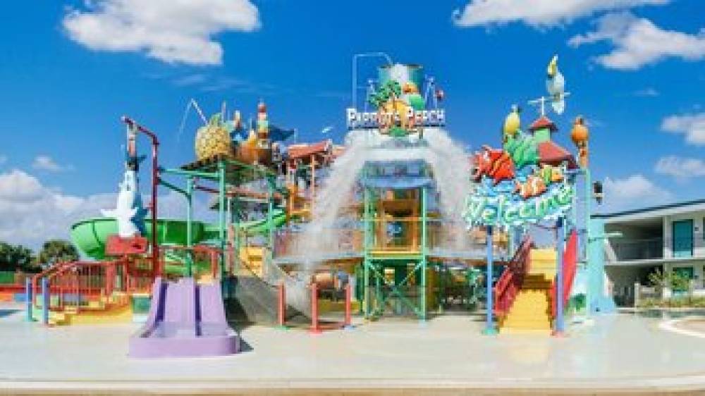 COCO KEY HOTEL WATER RESORT 4