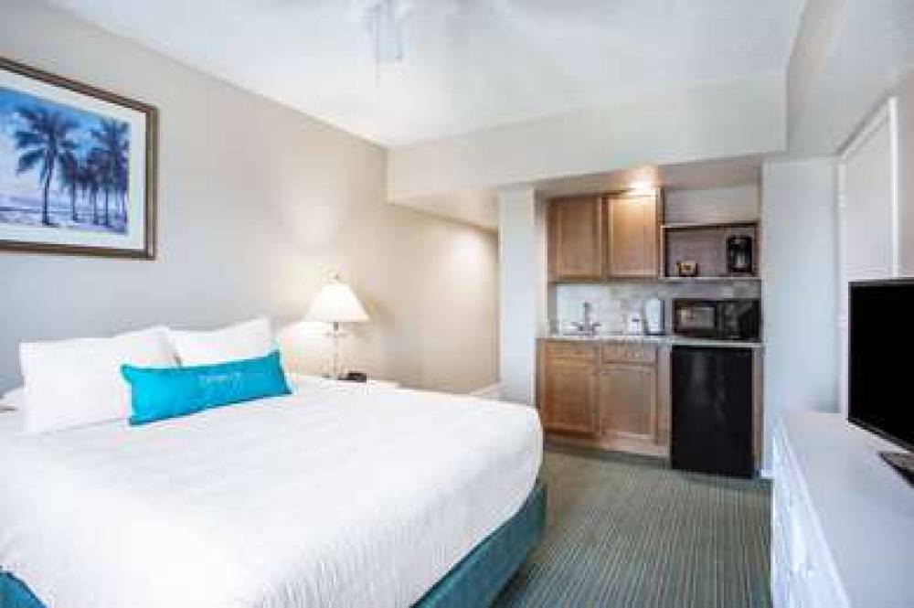COCONUT PALMS BEACH RESORT II 4
