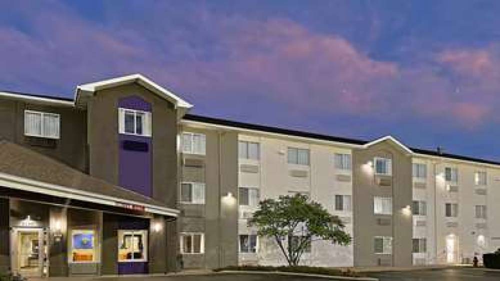 COLLEGE INN 6