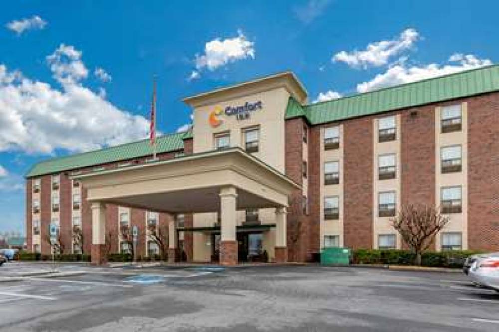 Comfort Inn Aikens Center 1