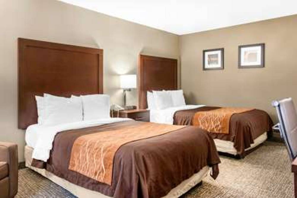 Comfort Inn Airport 9