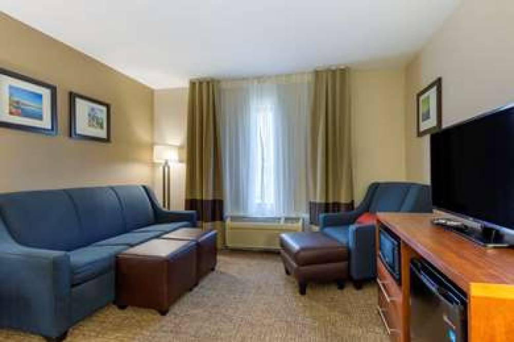 Comfort Inn And Suites Cambridge 8