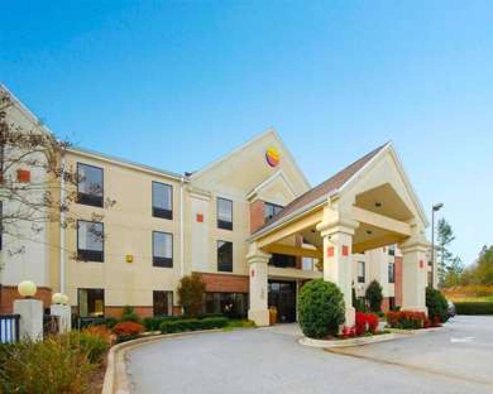 Comfort Inn And Suites 1