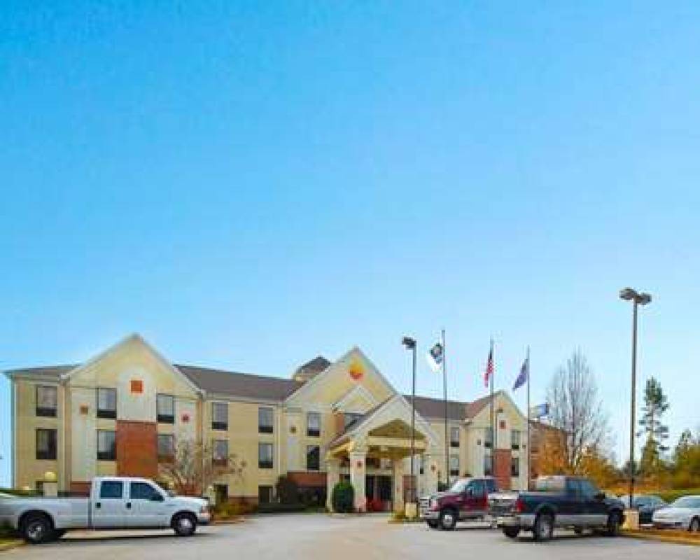 Comfort Inn And Suites 2