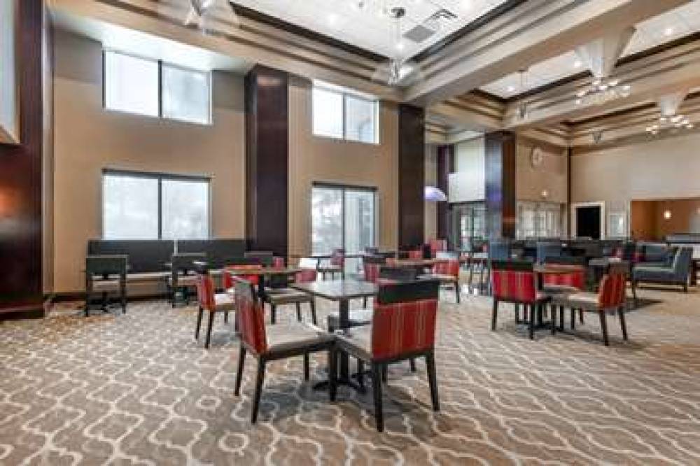 COMFORT INN AND SUITES 3