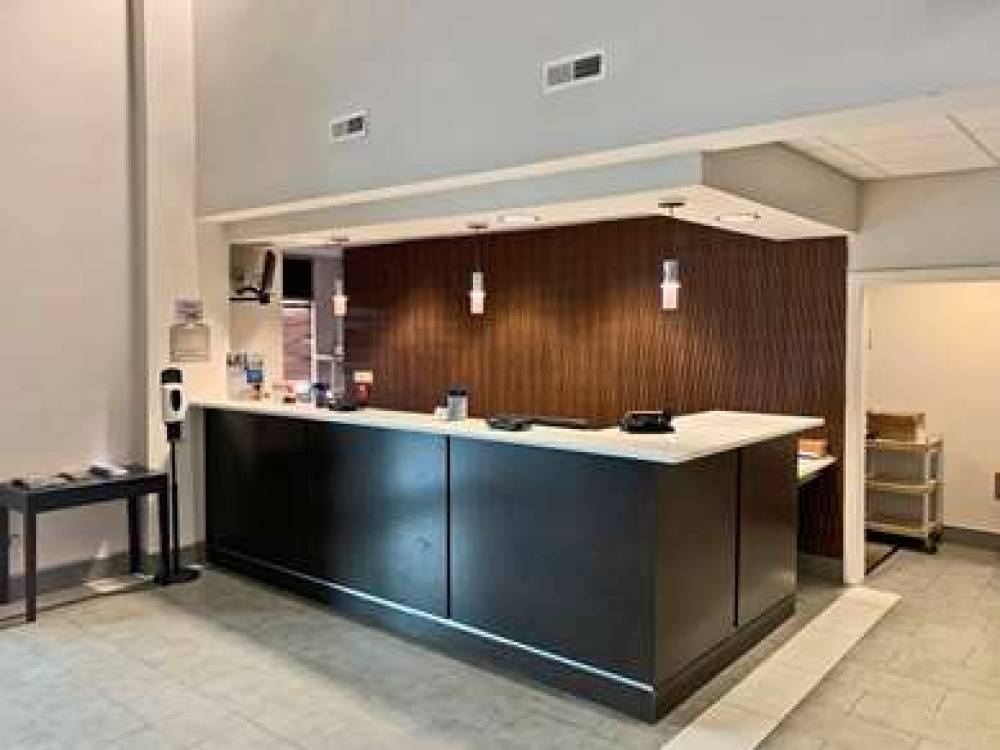 COMFORT INN AND SUITES COLUMBUS NOR 3