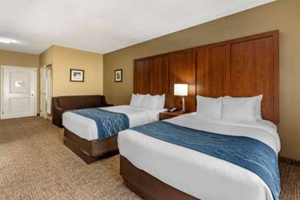 COMFORT INN AND SUITES EL DORADO 5