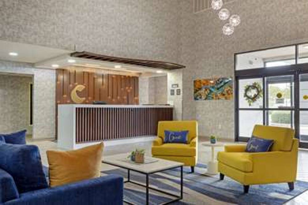 COMFORT INN AND SUITES GREENVILLE N 8