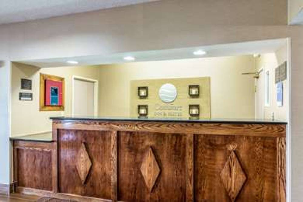 COMFORT INN AND SUITES - HANNIBAL 6