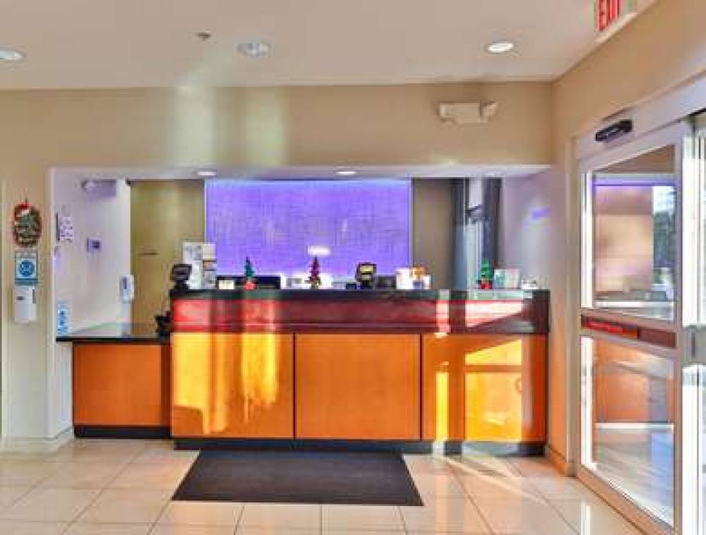 COMFORT INN AND SUITES HOUSTON 8