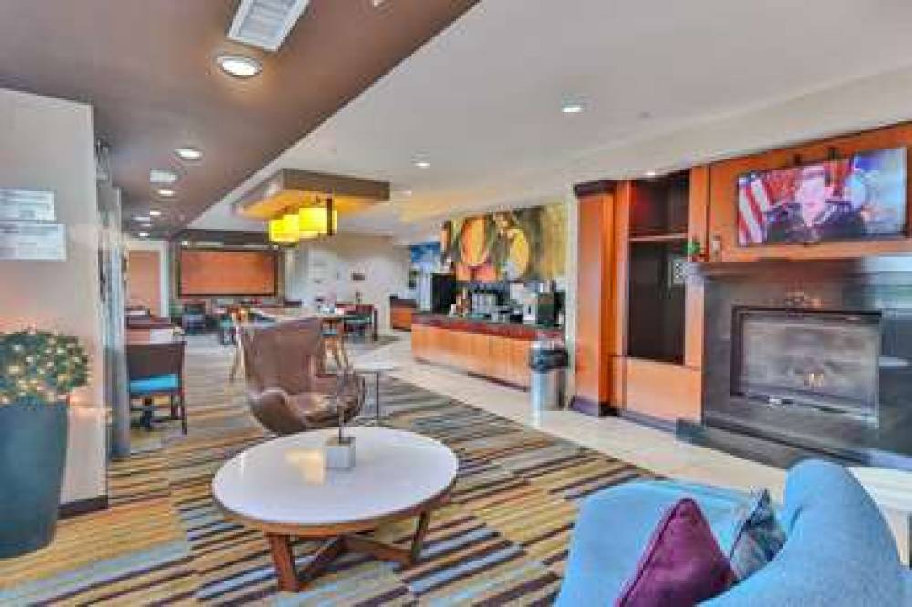 COMFORT INN AND SUITES HOUSTON 7