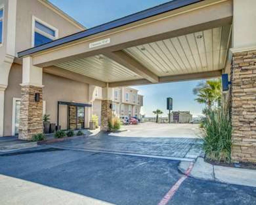 Comfort Inn And Suites I 10 Airport