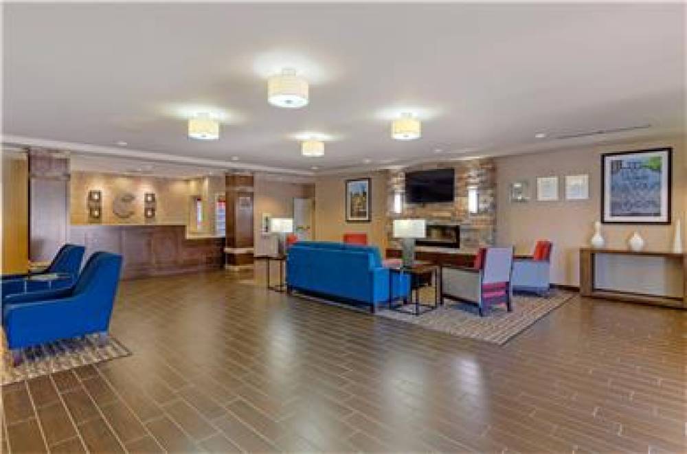 COMFORT INN AND SUITES LYNCHBURG AI 5