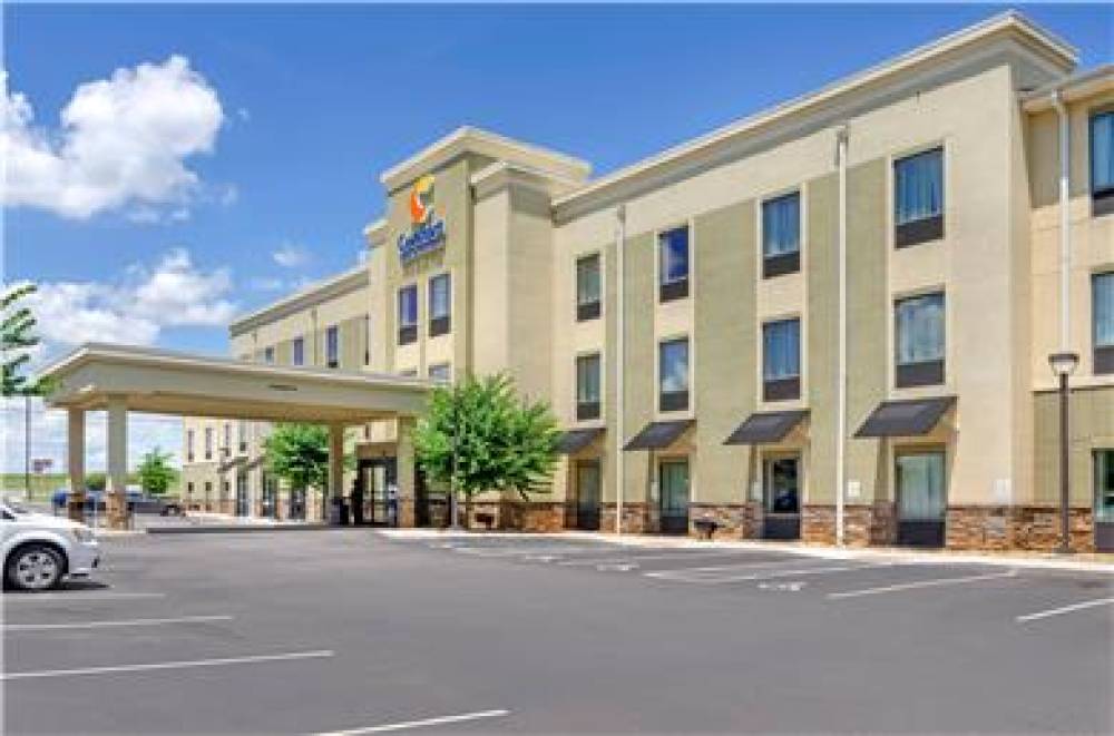 COMFORT INN AND SUITES LYNCHBURG AI 2
