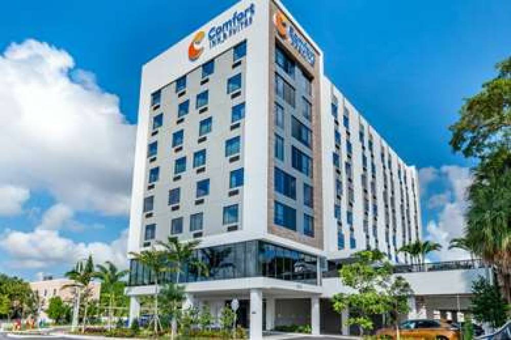COMFORT INN AND SUITES MIAMI INTERN 1